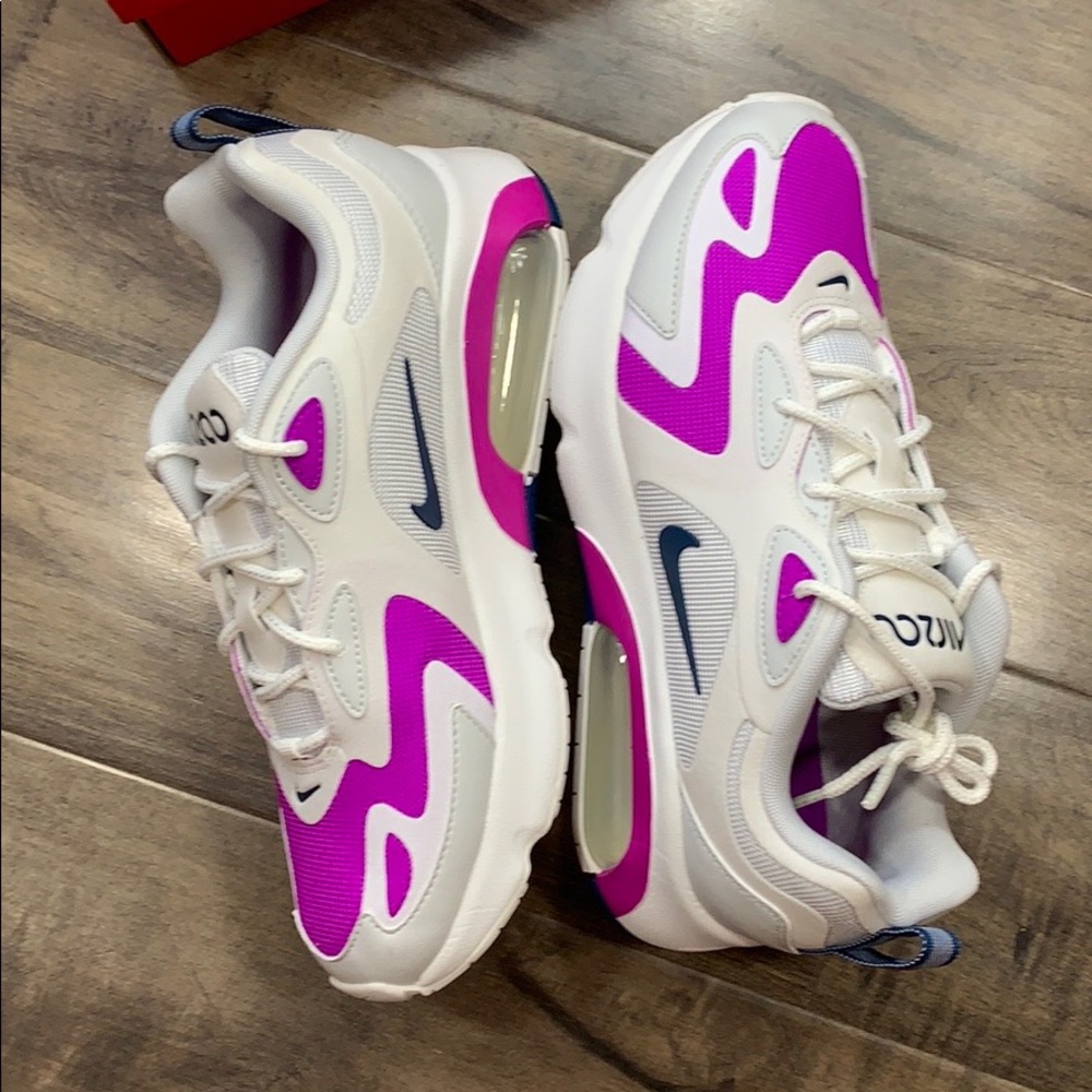 • NIKE W AIR MAX 200 running shoes - Picture 6 of 16